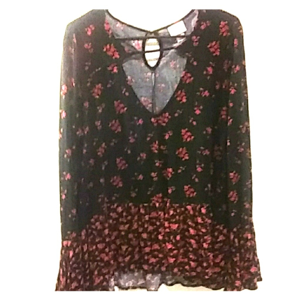 Long bell sleeved blouse